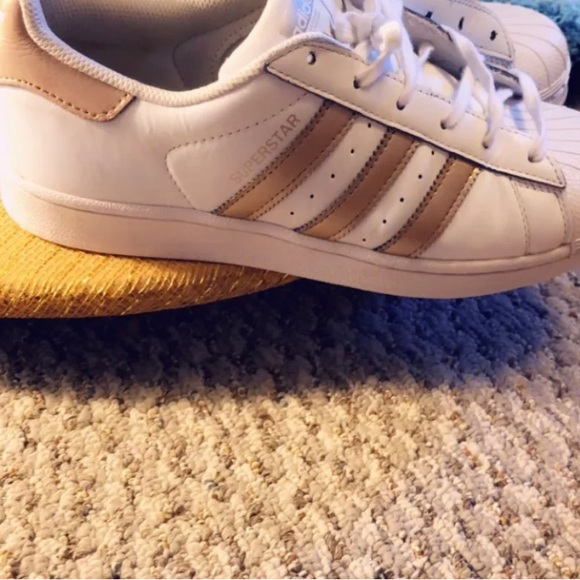 Adidas rose gold - Picture 1 of 5